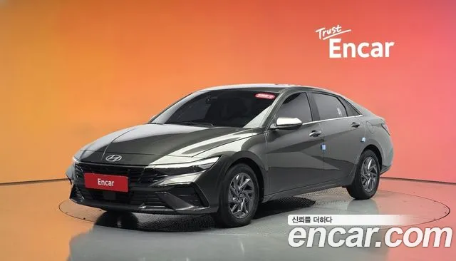 Фотография автомобиля — Hyundai Avante CN7