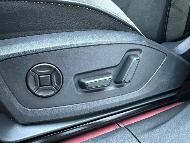 Audi Q3 — Фото автомобиля 14