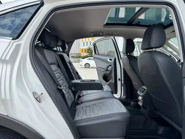 Volkswagen Tiguan X — Фото автомобиля 22