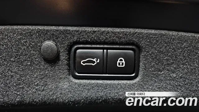 Hyundai Grandeur Premium — Фото автомобиля 20