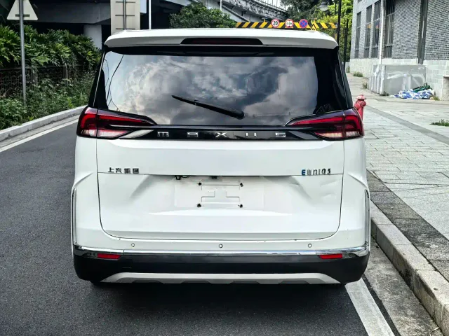 Maxus EUNIQ 5 — Фото автомобиля 13