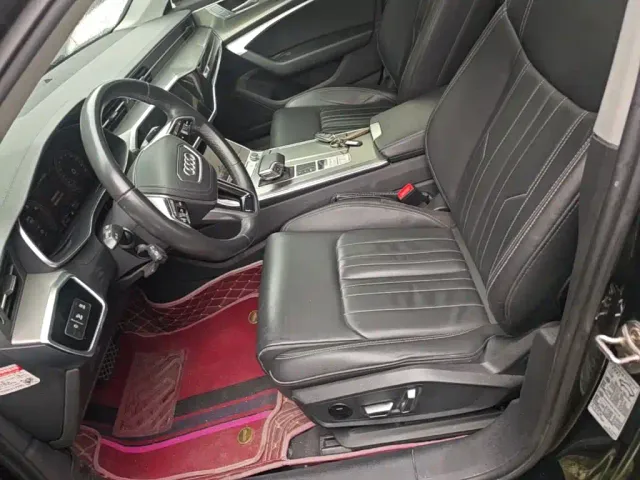 Audi A6L — Фото автомобиля 14