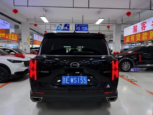 GAC Trumpchi GS8 — Фото автомобиля 5