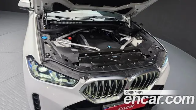 BMW X6 xDrive40i M Sport — Фото автомобиля 6