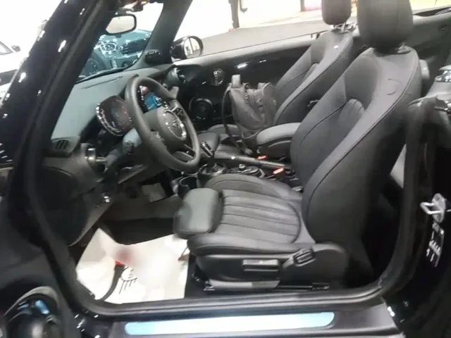 MINI Hatch — Фото автомобиля 14