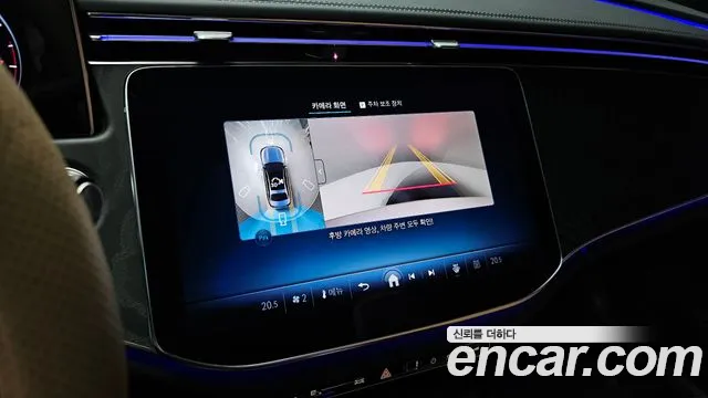 Mercedes-Benz E-Class — Фото автомобиля 15