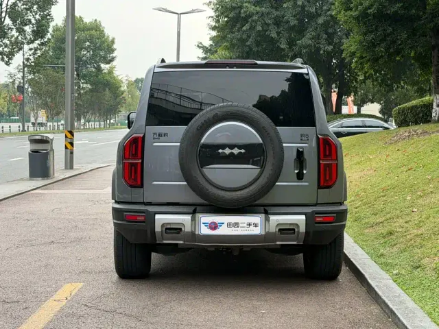 BYD FangChengBao Leopard 5 — Фото автомобиля 5