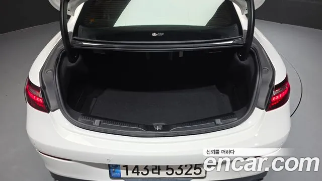 Mercedes-Benz E-Class W213 — Фото автомобиля 23