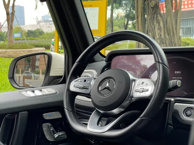 Mercedes-Benz G-Class — Фото автомобиля 9