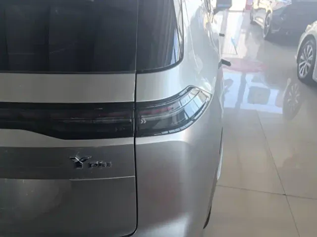 GAC Aion Y — Фото автомобиля 23