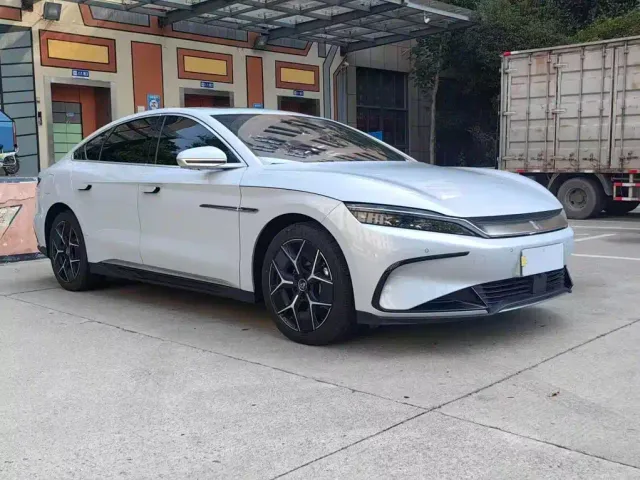 BYD Han — Фото автомобиля 3