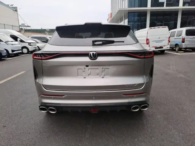 Changan UNI-Z — Фото автомобиля 5