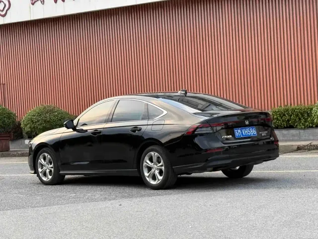 Honda Accord — Фото автомобиля 6