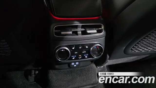 Genesis GV70 Electrified — Фото автомобиля 19