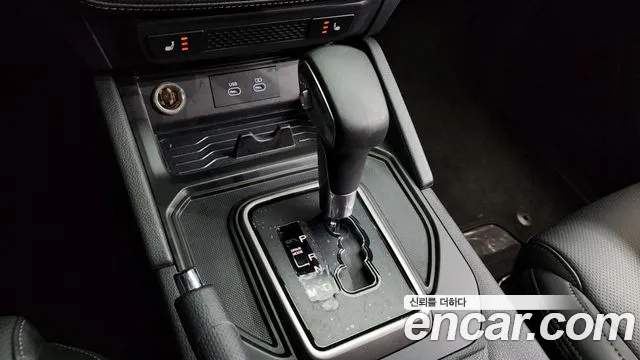 KG_Mobility_Ssangyong Rexton Новый Rexton Sport Дизель 2.2 2WD — Фото автомобиля 9