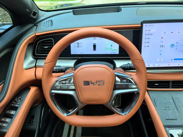 BYD Sealion 07 EV 2024 610 Intelligent Navigation Edition — Фото автомобиля 11