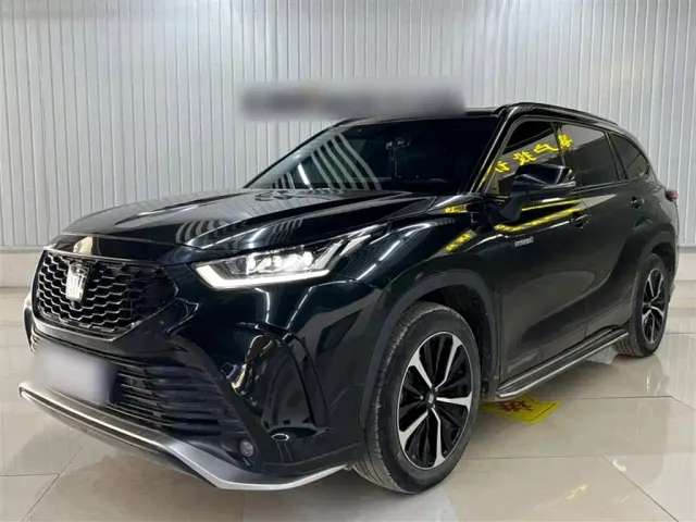 Фотография автомобиля — Toyota Crown Kluger