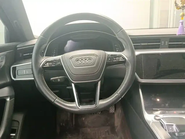 Audi A6L — Фото автомобиля 2