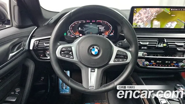 BMW 5-Series — Фото автомобиля 11