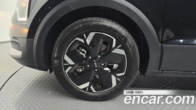 Kia Niro All Niro EV Air — Фото автомобиля 5