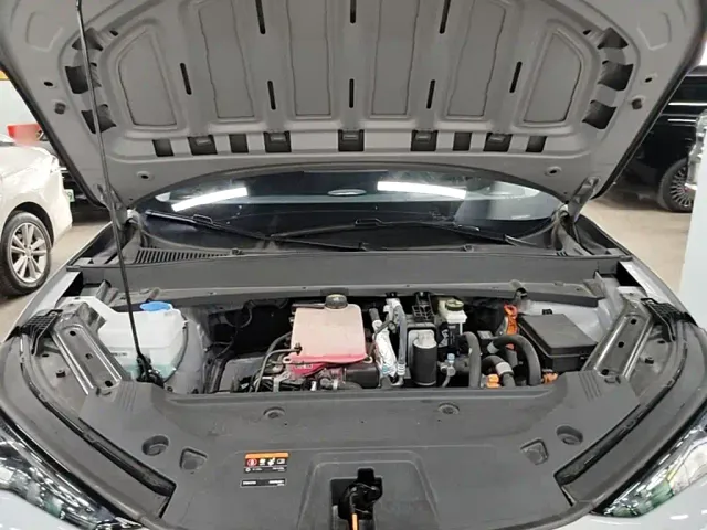 Geely Galaxy E5 — Фото автомобиля 19