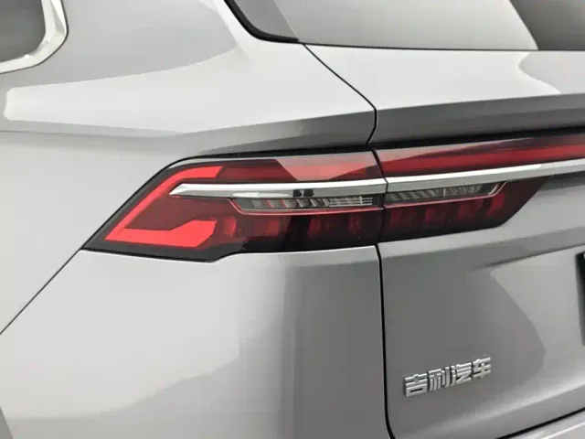 Geely Xingyue L — Фото автомобиля 15