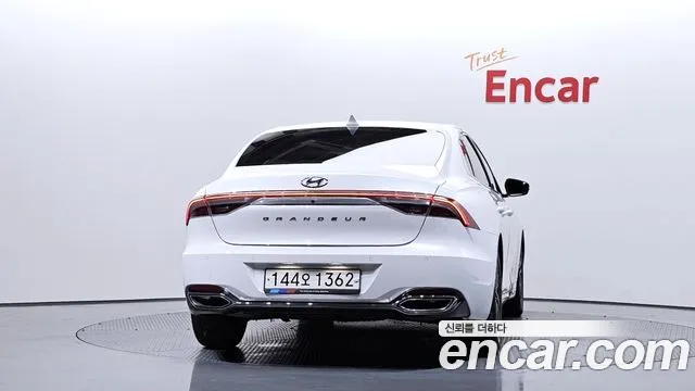 Hyundai Grandeur Новый Grandeur IG — Фото автомобиля 4