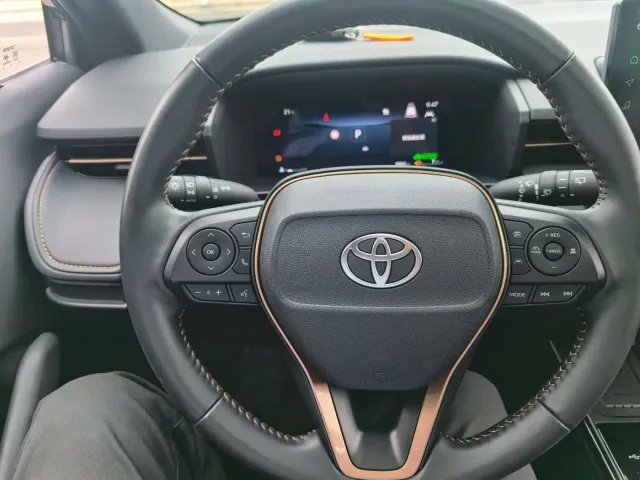 Toyota Frontlander — Фото автомобиля 15