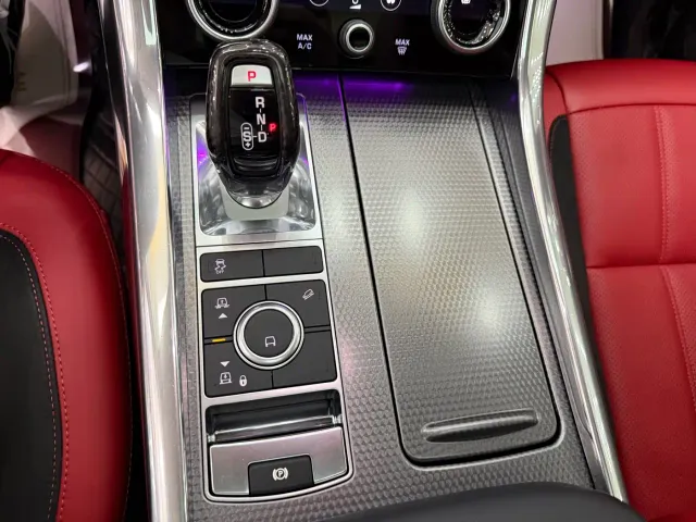 Land Rover Range Rover Sport — Фото автомобиля 22