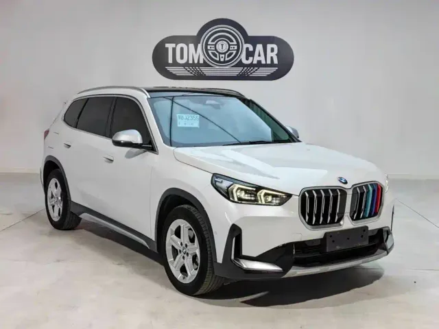 BMW X1 — Фото автомобиля 3