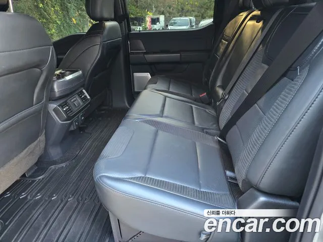 Ford F150 — Фото автомобиля 12