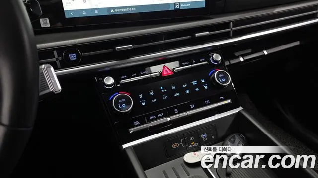 Hyundai Santafe Бензин 2.5T 2WD — Фото автомобиля 15