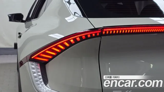 Kia EV6 — Фото автомобиля 18