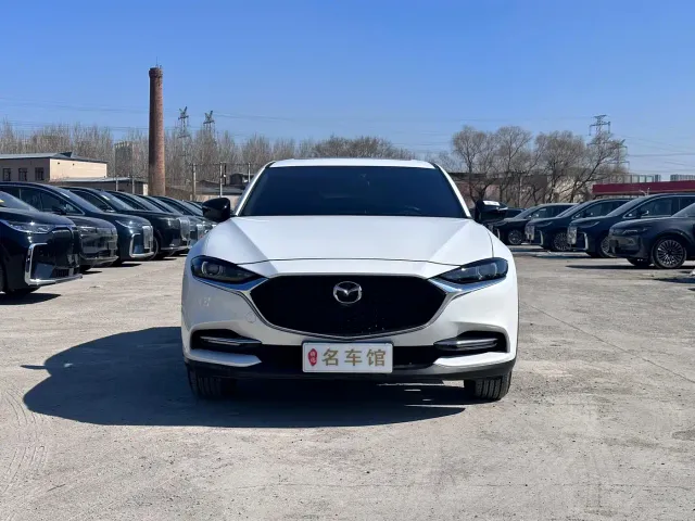 Mazda CX-4 — Фото автомобиля 3