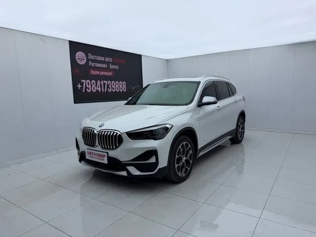 Фотография автомобиля — BMW X1