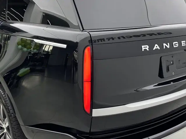 Land Rover Range Rover — Фото автомобиля 7