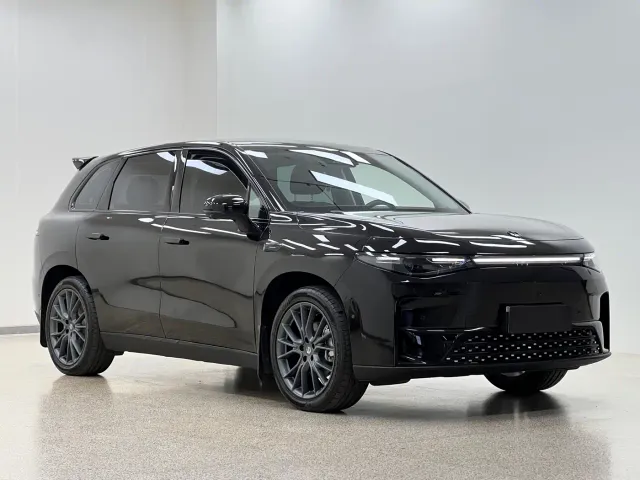 Leapmotor C10 — Фото автомобиля 2
