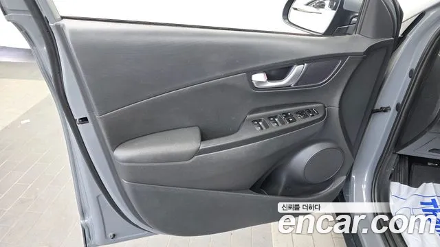 Hyundai Kona — Фото автомобиля 24