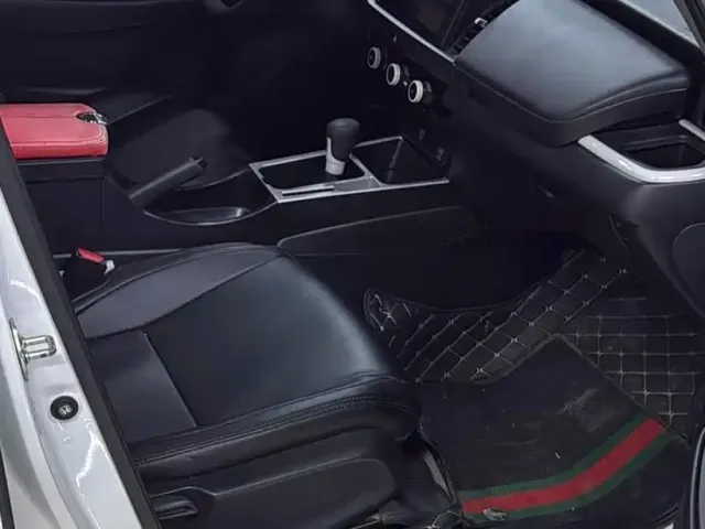 Honda Fit — Фото автомобиля 8