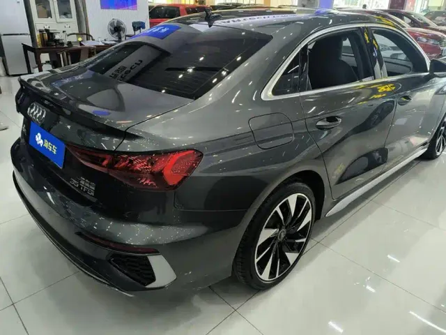 Audi A3 — Фото автомобиля 3