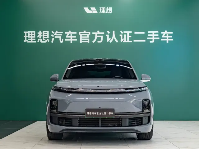Li Auto L8 — Фото автомобиля 2