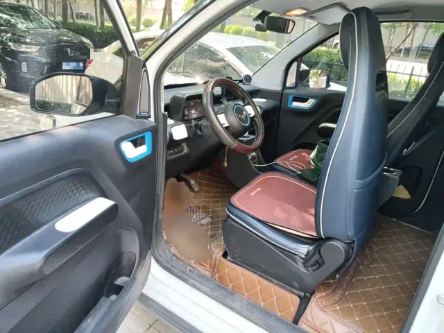 Wuling Hongguang Mini EV — Фото автомобиля 12