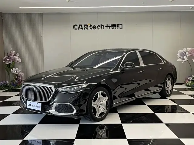 Фотография автомобиля — Mercedes-Benz Maybach S-Class