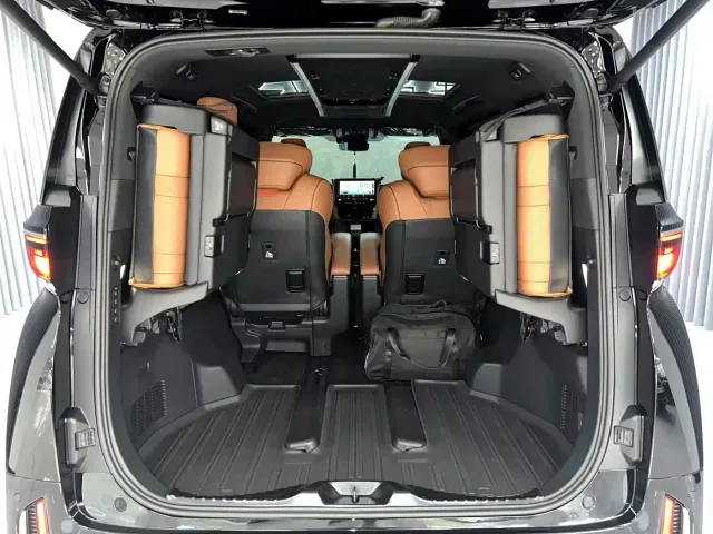 Toyota Vellfire — Фото автомобиля 12