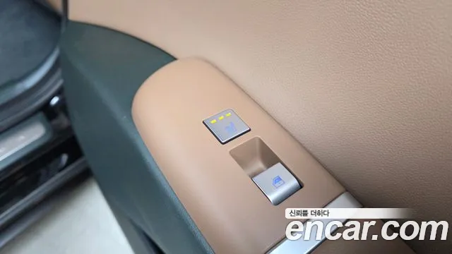 Hyundai Grandeur GN7 — Фото автомобиля 27