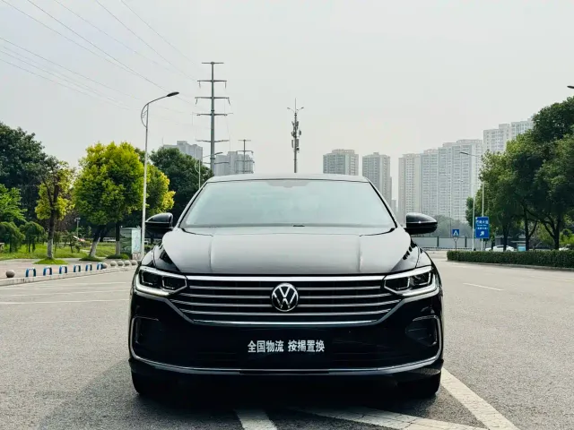 Volkswagen Lavida — Фото автомобиля 2