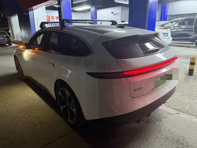 Nio ET5 Touring — Фото автомобиля 6