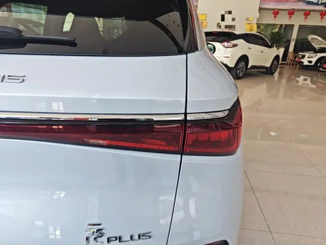 BYD Yuan PLUS — Фото автомобиля 7