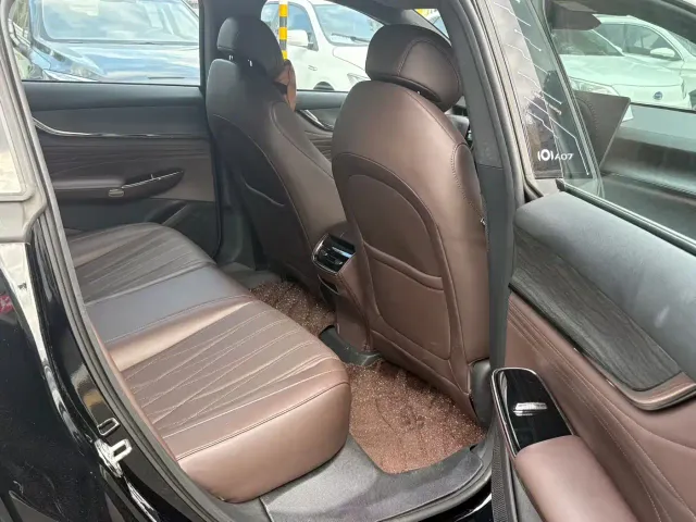 Changan Qiyuan A07 — Фото автомобиля 5