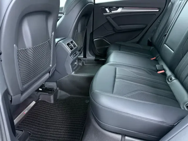 Audi Q5L — Фото автомобиля 13